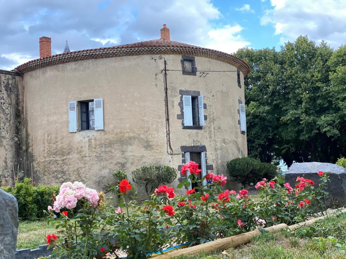 Apartament Tour Du Chateau De Gondole Le Cendre Zewnętrze zdjęcie